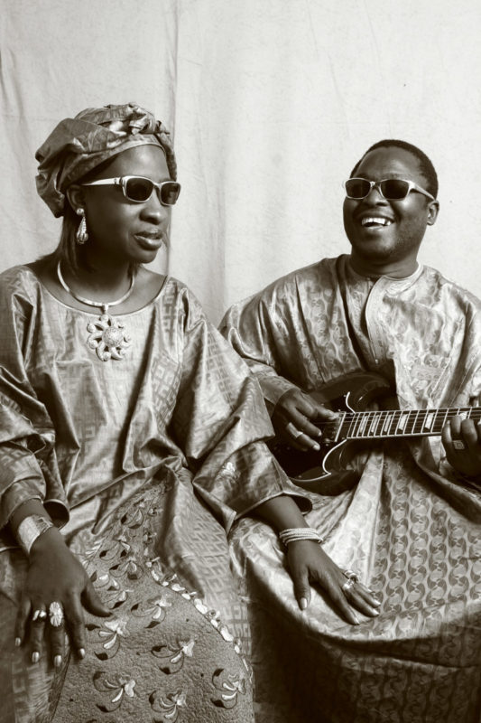 Afrique — Amadou et Mariam.
Angoulême- 2005
 — Pierre René-Worms Photographe